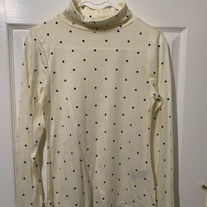 White and black polka dot turtle neck